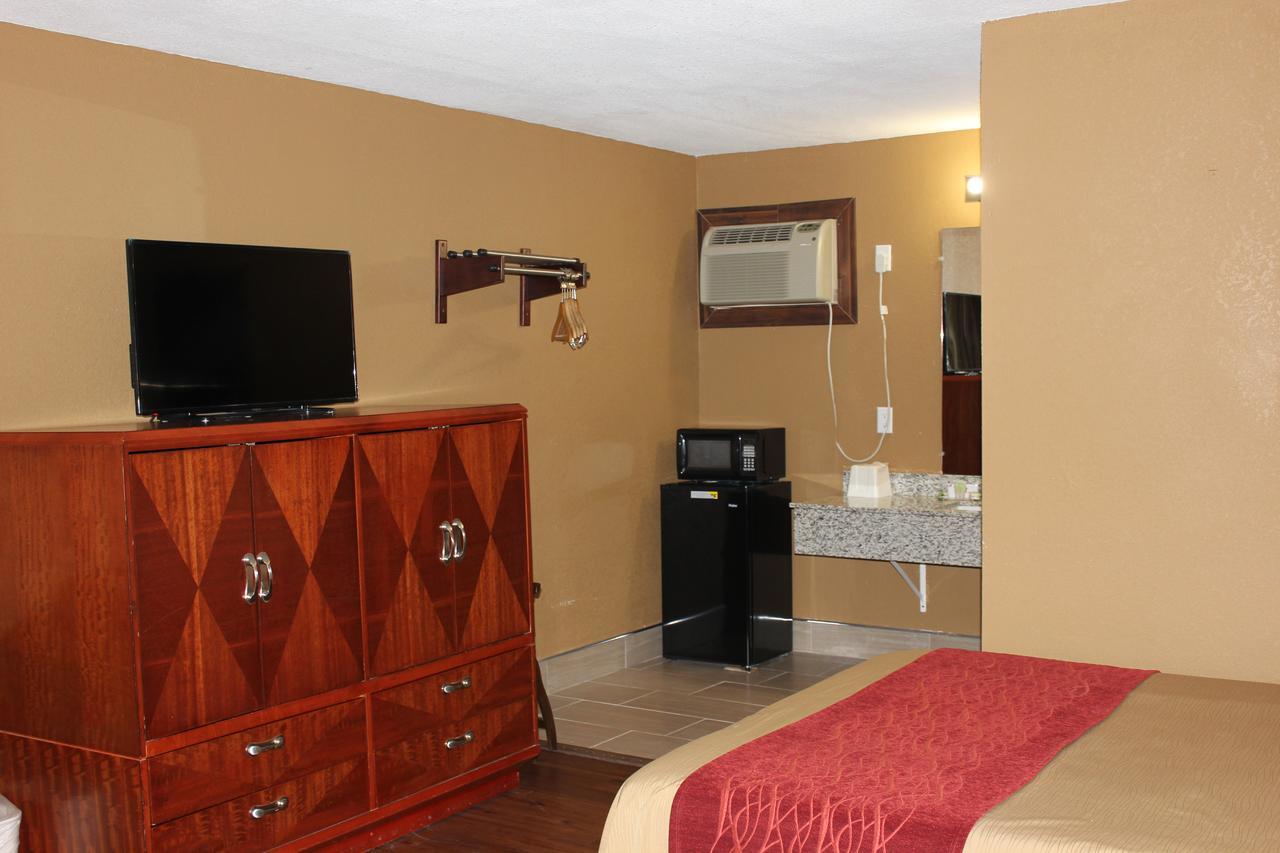 Econo Lodge Oskaloosa Exterior photo