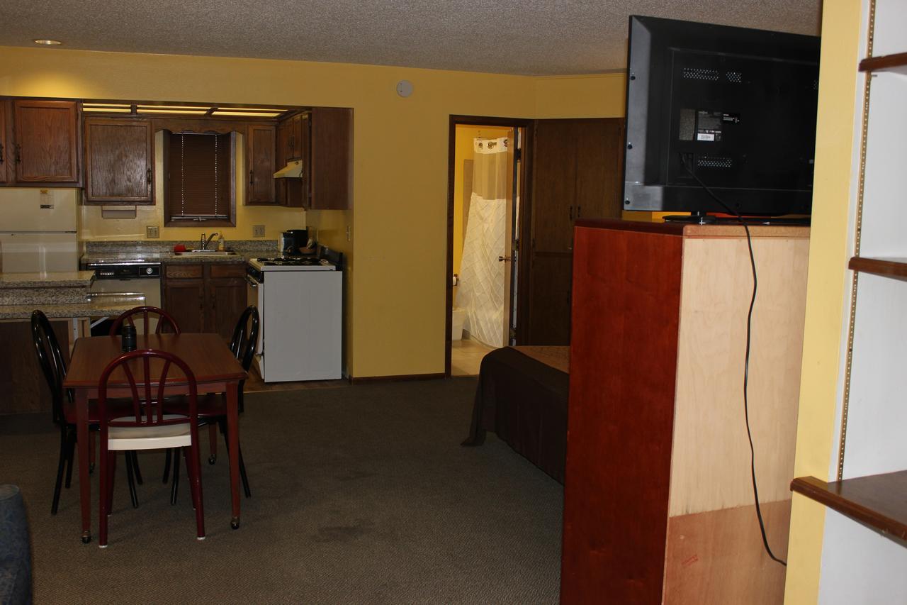 Econo Lodge Oskaloosa Exterior photo